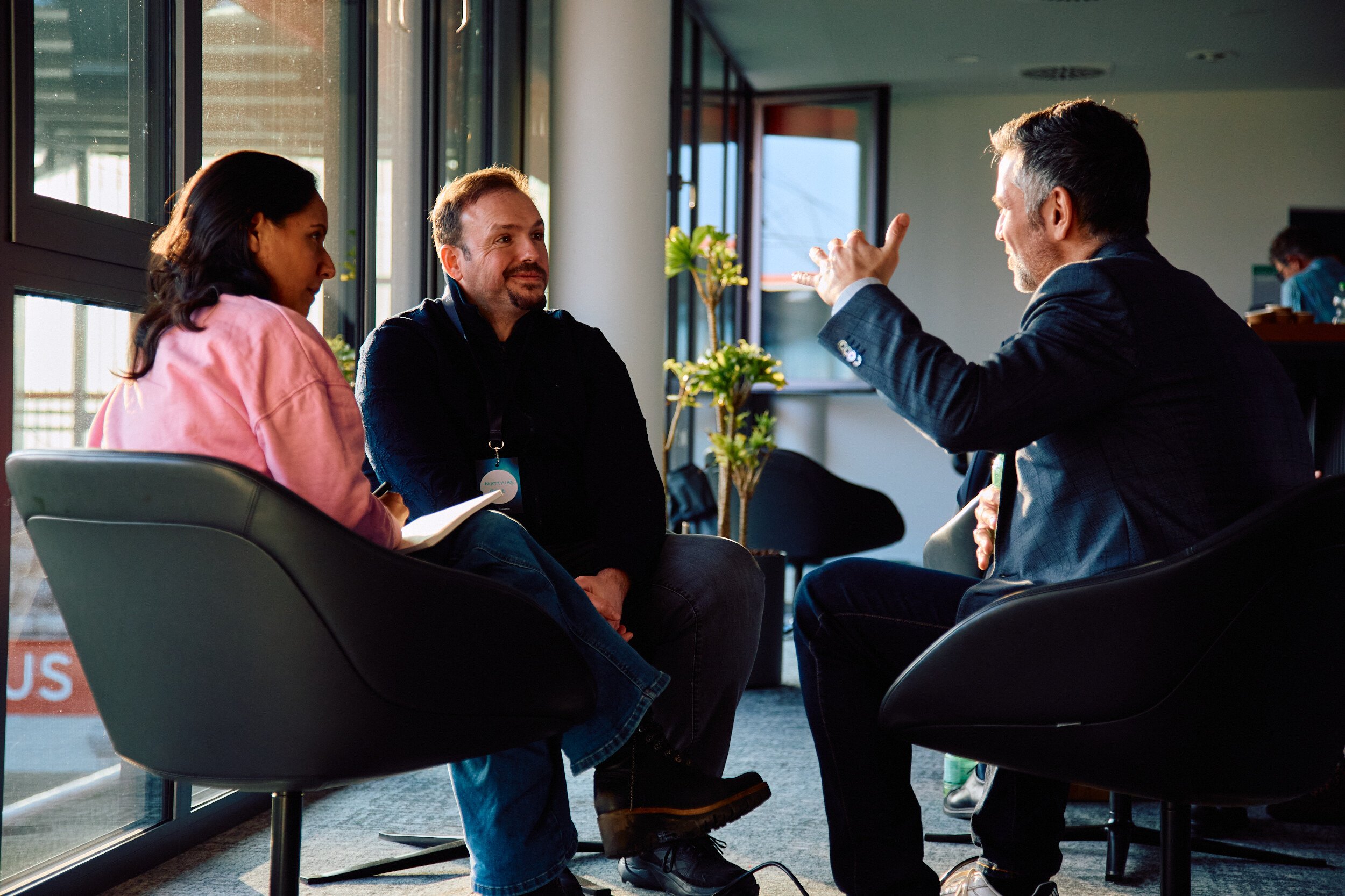 0681_CreditsJonathanGordon